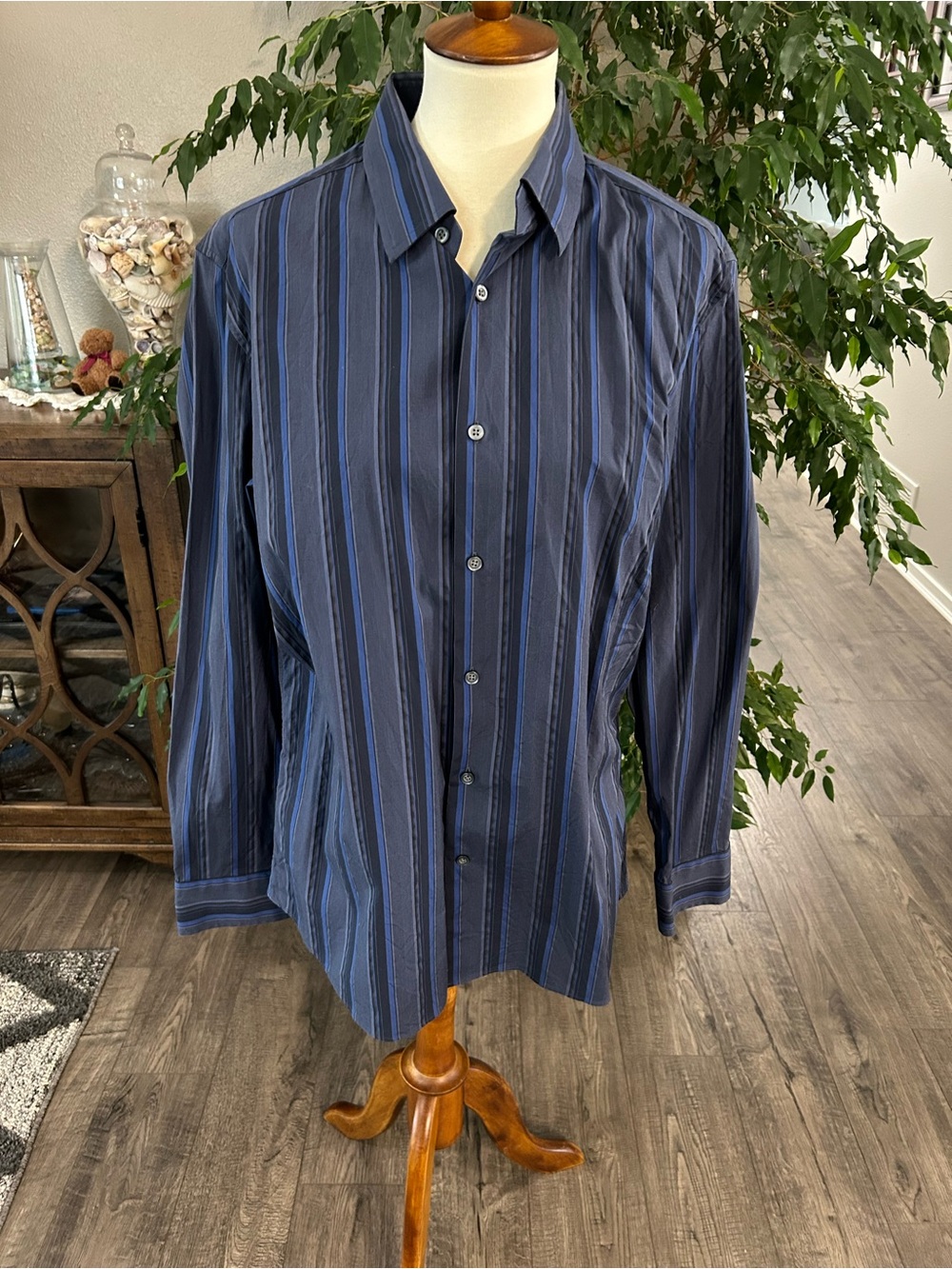 Banana Republic Button Up